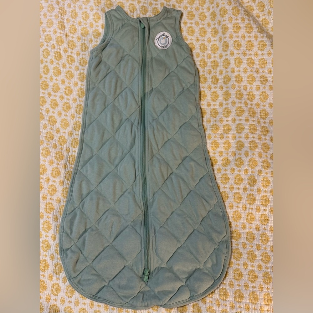 Dreamland Baby Weighted Sleep Sack 6-12 months - Sage Green- Gently used.